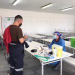 EQUIPO DE SALUD REALIZA OPERATIVO PCR A 80 TRABAJADORES EN FUNDO “LOS GRINGUITOS” DE CAMPOSANO