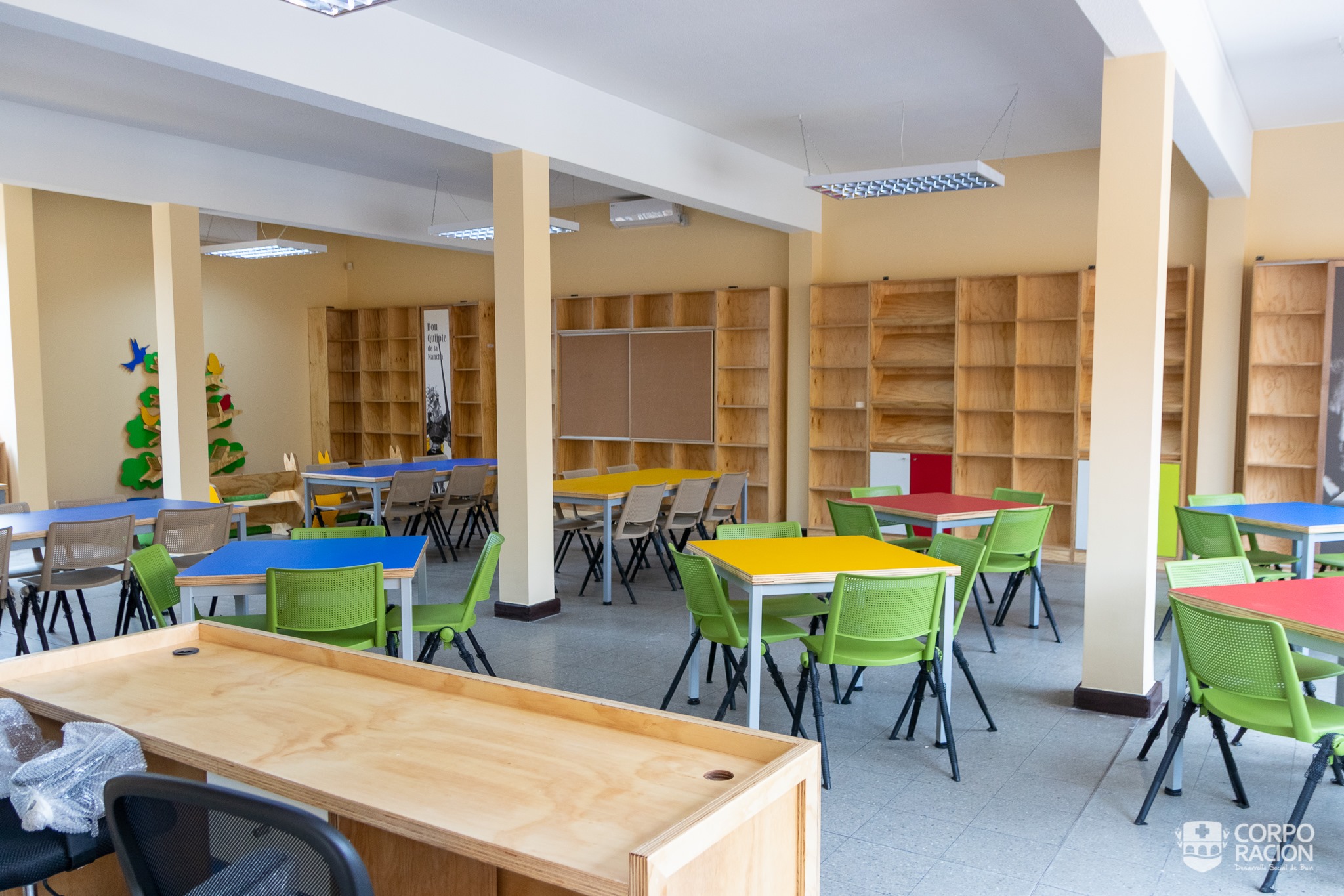 UN ESPACIO DE CALIDAD QUE INVITA AL APRENDIZAJE: SALA CRA DEL LICEO A-131 ES COMPLETAMENTE RENOVADA