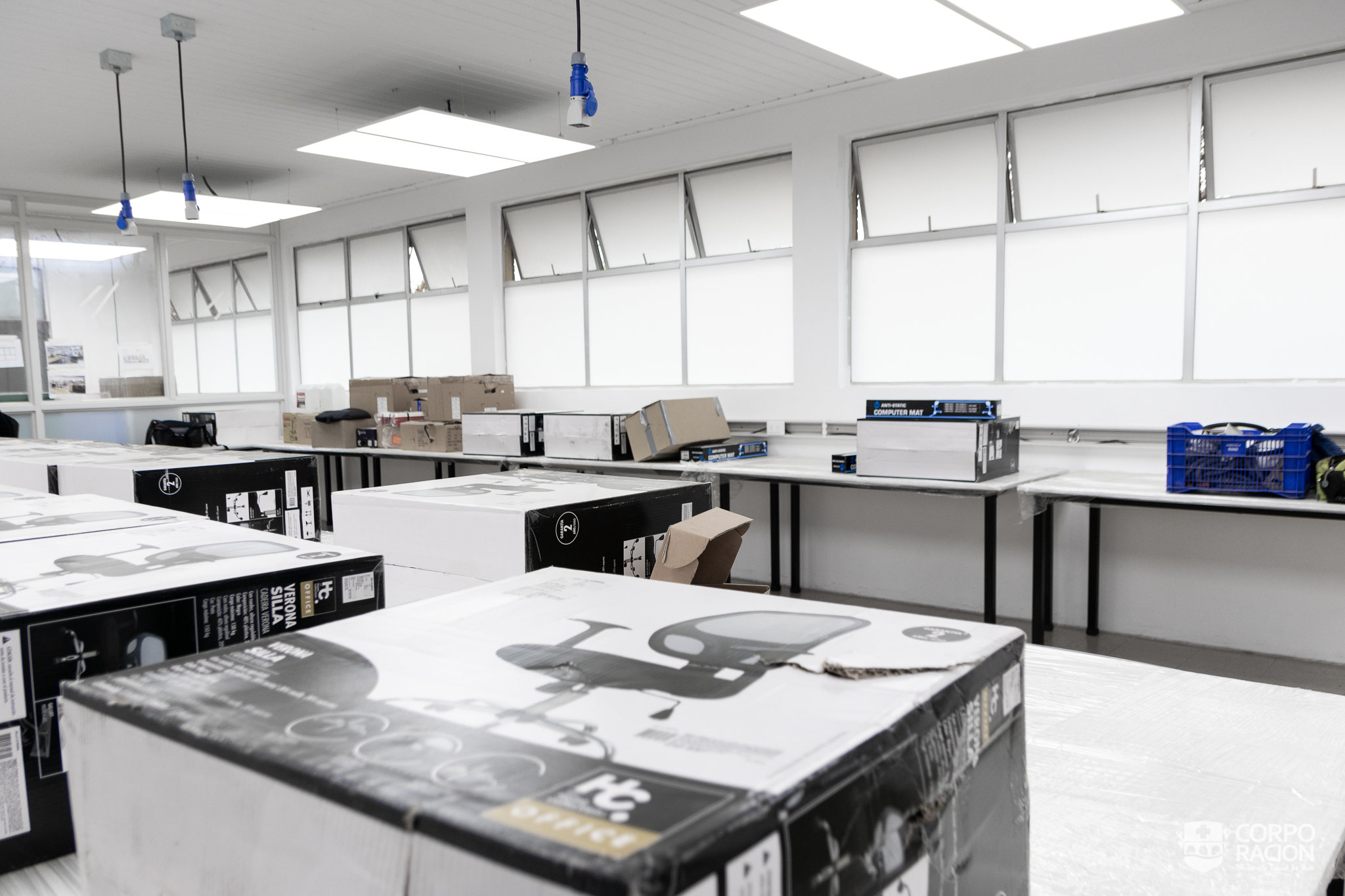 GRANDES AVANCES EN LA NUEVA SALA MAKER DEL LICEO BICENTENARIO TÉCNICO PROFESIONAL DE BUIN