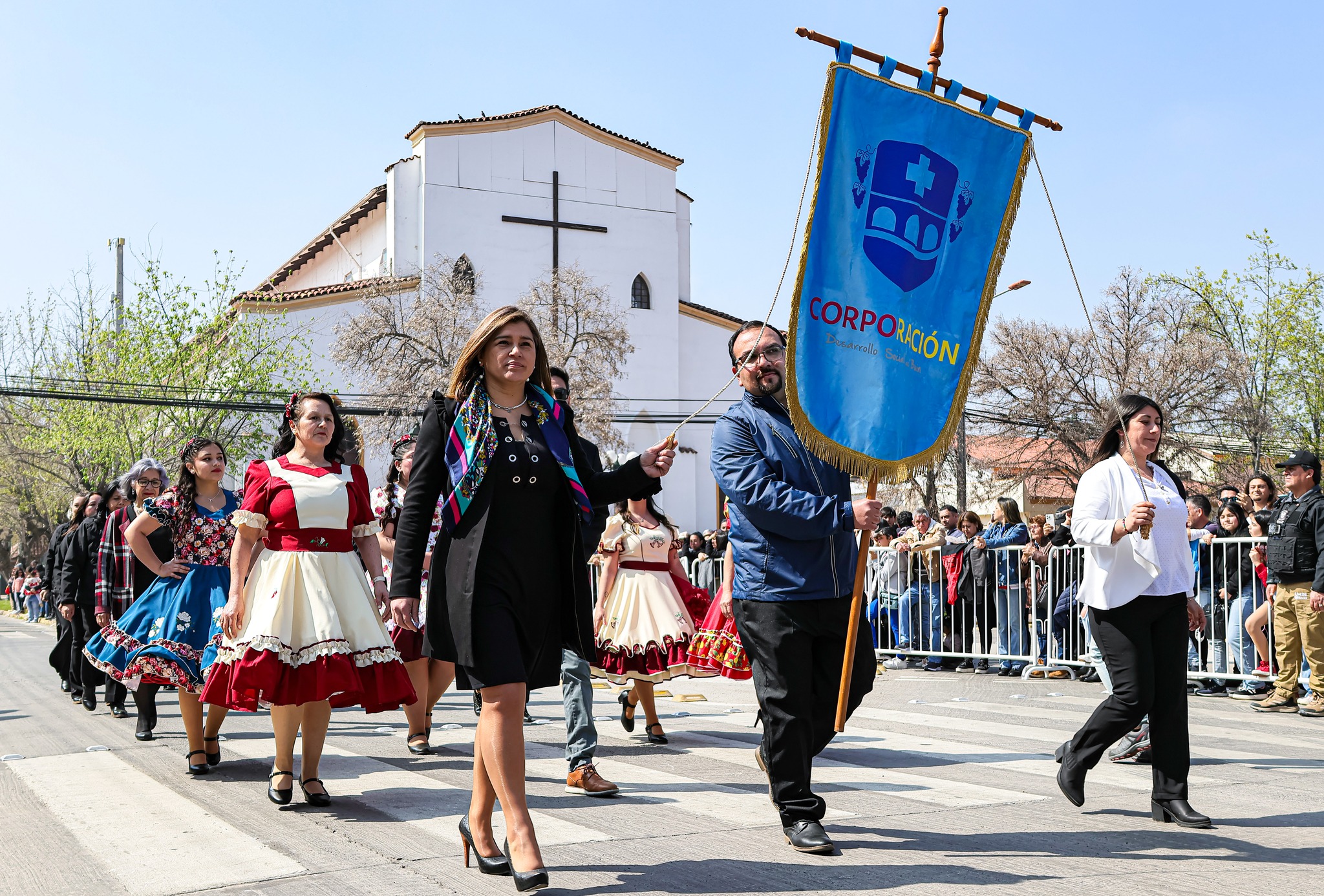 Desfile conmemorativo de Fiestas Patrias